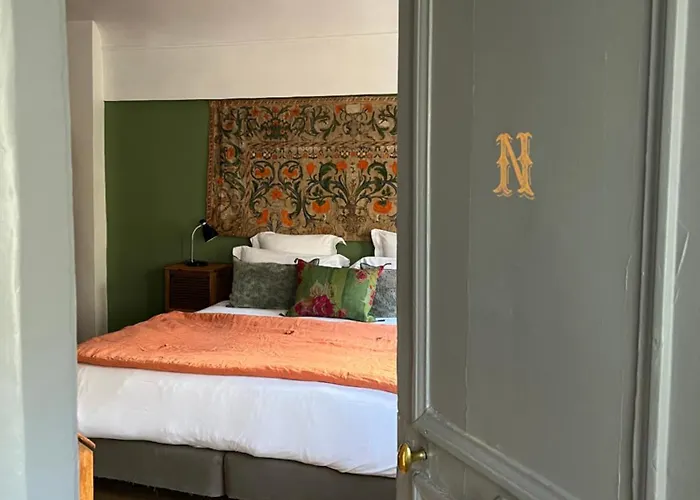 Bed and Breakfast Le 66 à Paris